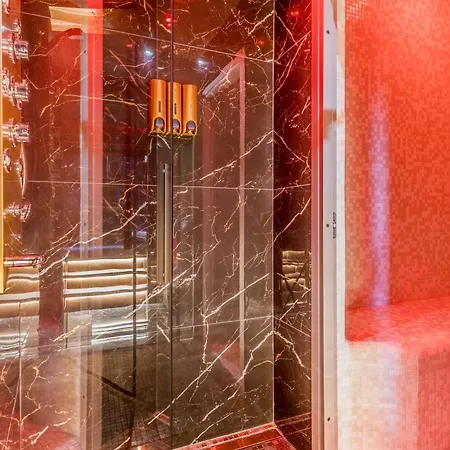 Int 37 Luxury Πανσιόν Ρώμη
